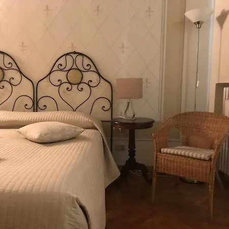 Artincentro Guest house *