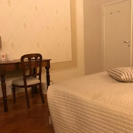 Artincentro Guest house Lodi